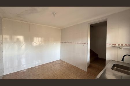 Casa à venda com 98m², 2 quartos e 2 vagasCozinha
