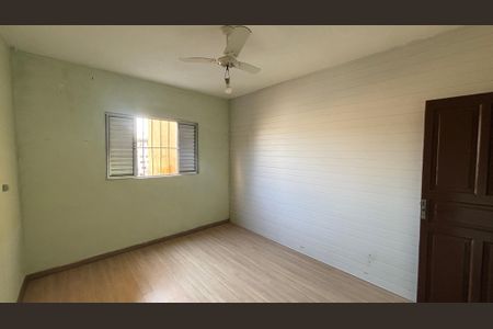 Casa à venda com 98m², 2 quartos e 2 vagasQuarto 2