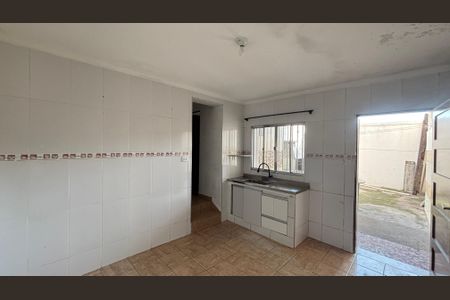 Casa à venda com 98m², 2 quartos e 2 vagasCozinha
