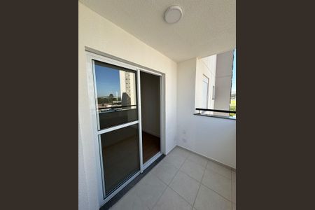 Apartamento para alugar com 78m², 3 quartos e 2 vagas Apartamento para alugar com 78m², 3 quartos e 2 vagasVaranda