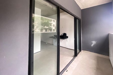 Varanda de kitnet/studio à venda com 0 quarto, 52m² em Bela Vista, São Paulo
