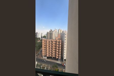 Vista da Sala de apartamento para alugar com 2 quartos, 70m² em Centro, Campinas
