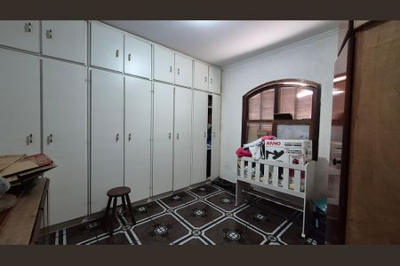 Casa à venda com 400m², 3 quartos e 8 vagas Casa à venda com 400m², 3 quartos e 8 vagasQuarto 2