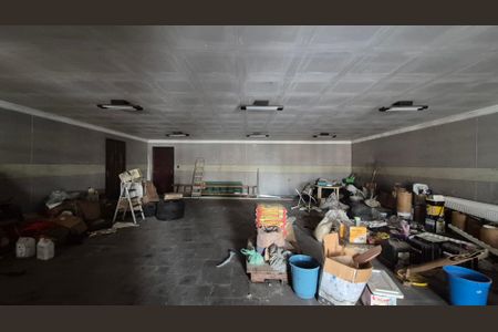 Casa à venda com 400m², 3 quartos e 8 vagas Casa à venda com 400m², 3 quartos e 8 vagasGaragem