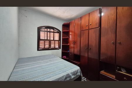 Casa à venda com 400m², 3 quartos e 8 vagas Casa à venda com 400m², 3 quartos e 8 vagasQuarto