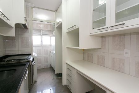 Apartamento à venda com 60m², 2 quartos e 2 vagas Apartamento à venda com 60m², 2 quartos e 2 vagasCozinha