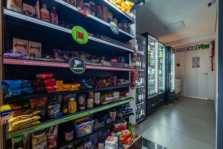 Studio para alugar com 21m², 1 quarto e sem vaga Studio para alugar com 21m², 1 quarto e sem vagaMercado