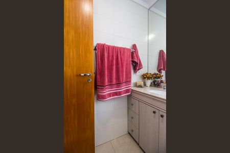 Apartamento à venda com 100m², 3 quartos e 2 vagas Apartamento à venda com 100m², 3 quartos e 2 vagasBanheiro da Suíte