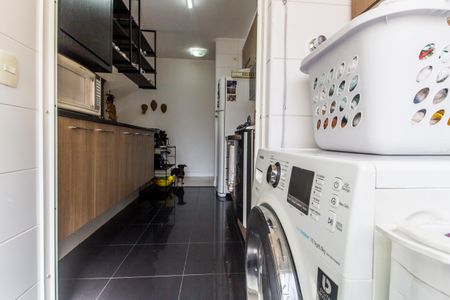 Apartamento à venda com 100m², 3 quartos e 2 vagas Apartamento à venda com 100m², 3 quartos e 2 vagasÁrea de Serviço