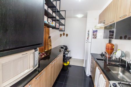 Apartamento à venda com 100m², 3 quartos e 2 vagas Apartamento à venda com 100m², 3 quartos e 2 vagasCozinha