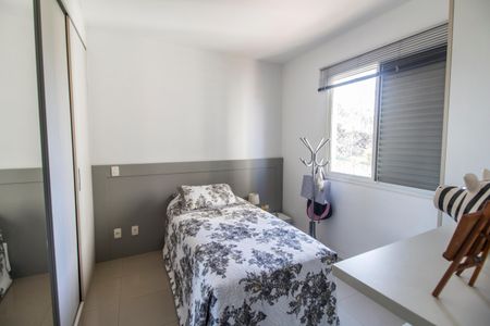 Apartamento à venda com 100m², 3 quartos e 2 vagas Apartamento à venda com 100m², 3 quartos e 2 vagasSuíte
