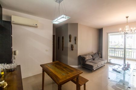 Apartamento à venda com 100m², 3 quartos e 2 vagas Apartamento à venda com 100m², 3 quartos e 2 vagasSala