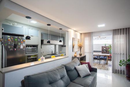 Sala de apartamento à venda com 3 quartos, 106m² em Santa Amelia, Belo Horizonte