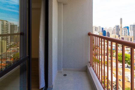 Studio para alugar com 26m², 1 quarto e sem vaga Studio para alugar com 26m², 1 quarto e sem vagaVaranda