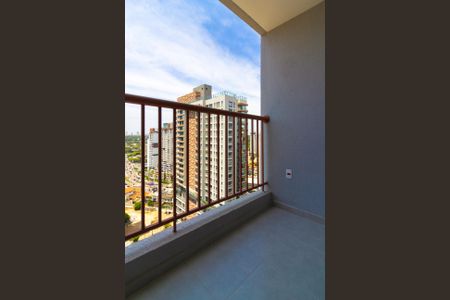 Studio para alugar com 26m², 1 quarto e sem vaga Studio para alugar com 26m², 1 quarto e sem vagaVaranda