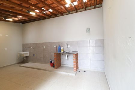 Casa à venda com 120m², 2 quartos e 1 vagaÁrea de Serviço