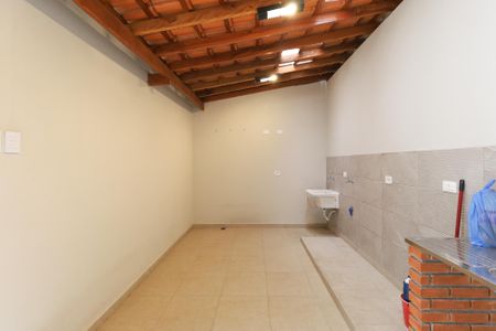 Casa à venda com 120m², 2 quartos e 1 vagaÁrea de Serviço