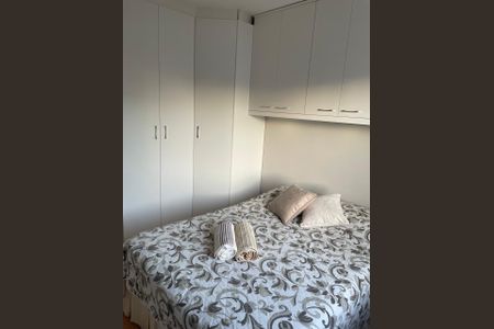 Quarto de apartamento à venda com 1 quarto, 41m² em Floresta, Porto Alegre