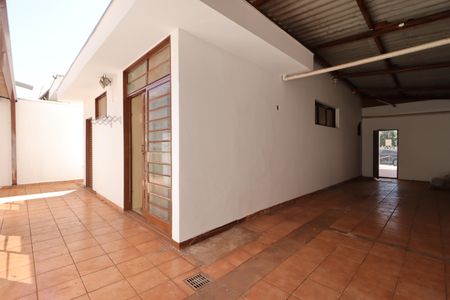 Casa para alugar com 276m², 3 quartos e 4 vagasÁrea de Serviço