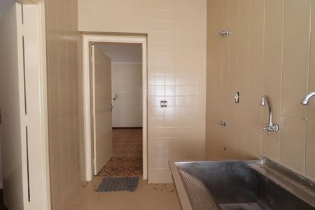 Casa para alugar com 276m², 3 quartos e 4 vagasÁrea de Serviço