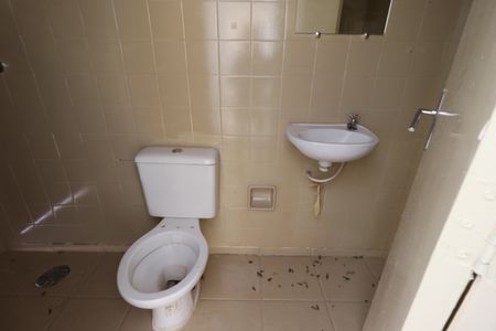 Casa para alugar com 276m², 3 quartos e 4 vagasBanheiro de serviço