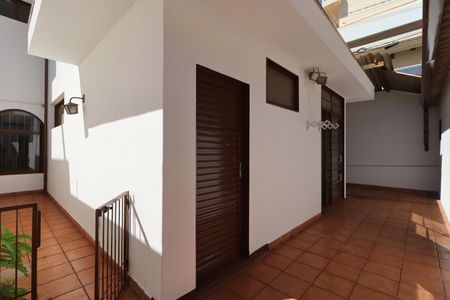Casa para alugar com 276m², 3 quartos e 4 vagasÁrea de Serviço