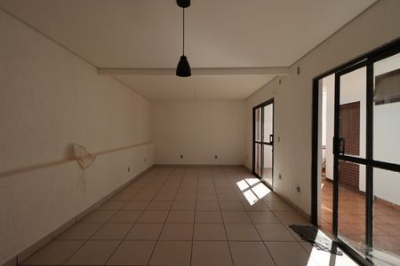 Casa para alugar com 276m², 3 quartos e 4 vagasCozinha 2