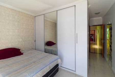Casa à venda com 118m², 3 quartos e 2 vagasSuíte 