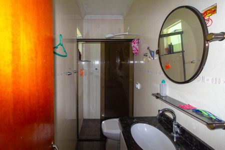 Casa à venda com 118m², 3 quartos e 2 vagasBanheiro Social