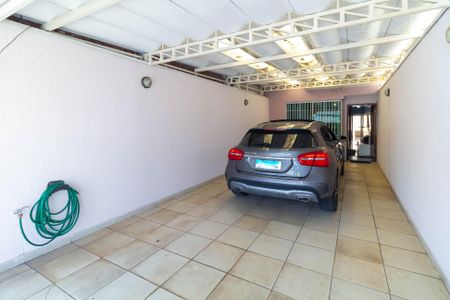 Casa à venda com 118m², 3 quartos e 2 vagasGaragem