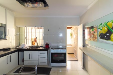 Casa à venda com 118m², 3 quartos e 2 vagasCozinha