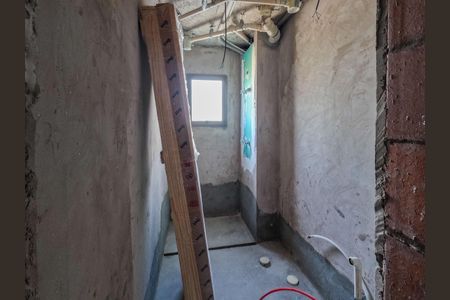 Apartamento à venda com 152m², 3 quartos e 3 vagasBanheiro da Suíte 2