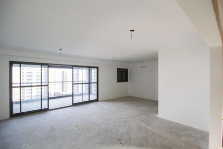 Sala de apartamento à venda com 3 quartos, 152m² em City América, São Paulo