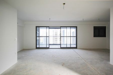 Sala de apartamento à venda com 3 quartos, 152m² em City América, São Paulo