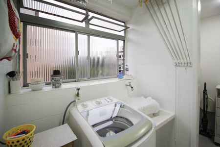 Apartamento à venda com 112m², 2 quartos e 1 vagaÁrea de Serviço