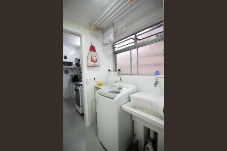 Apartamento à venda com 112m², 2 quartos e 1 vagaÁrea de Serviço