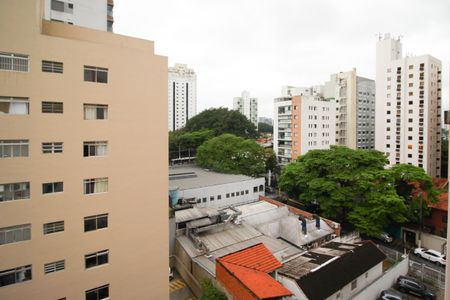 Vista Sala de apartamento à venda com 2 quartos, 112m² em Vila Olímpia, São Paulo