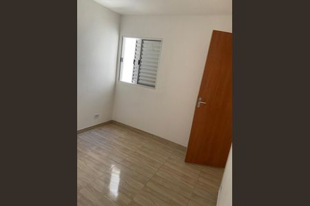 Quarto 2 de apartamento para alugar com 2 quartos, 45m² em Jardim Sao Luis (zona Norte), Guarulhos