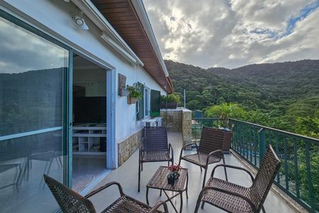Apartamento para alugar com 220m², 3 quartos e 2 vagasVaranda