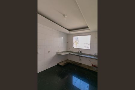 Casa à venda com 180m², 3 quartos e 3 vagas Casa à venda com 180m², 3 quartos e 3 vagasCozinha