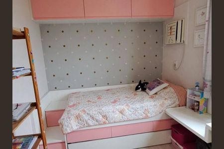 Quarto de apartamento para alugar com 2 quartos, 58m² em Del Castilho, Rio de Janeiro