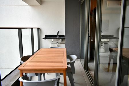 Studio para alugar com 46m², 0 quarto e 1 vagaSacada