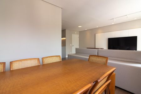 Apartamento à venda com 100m², 2 quartos e 1 vagaSala de Jantar