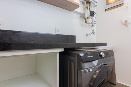 Apartamento à venda com 100m², 2 quartos e 1 vagaÁrea de Serviço