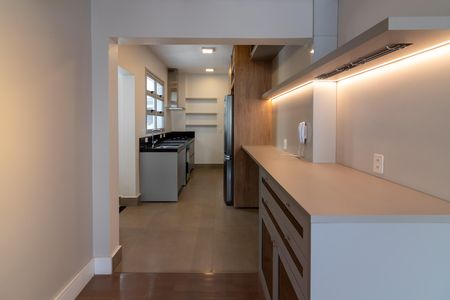Cozinha de apartamento à venda com 2 quartos, 100m² em Itaim Bibi, São Paulo