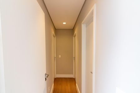Apartamento à venda com 100m², 2 quartos e 1 vagaCorredor