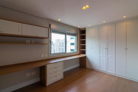 Apartamento à venda com 100m², 2 quartos e 1 vagaQuarto