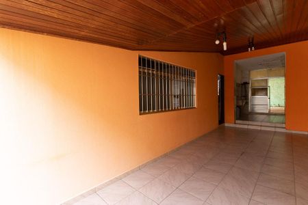 Casa à venda com 330m², 3 quartos e 7 vagasEntrada