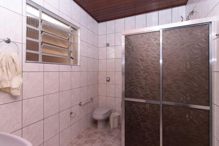 Casa à venda com 330m², 3 quartos e 7 vagasBanheiro Social