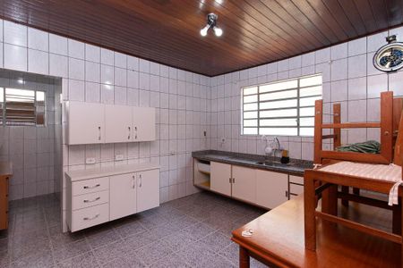 Casa à venda com 330m², 3 quartos e 7 vagasCozinha